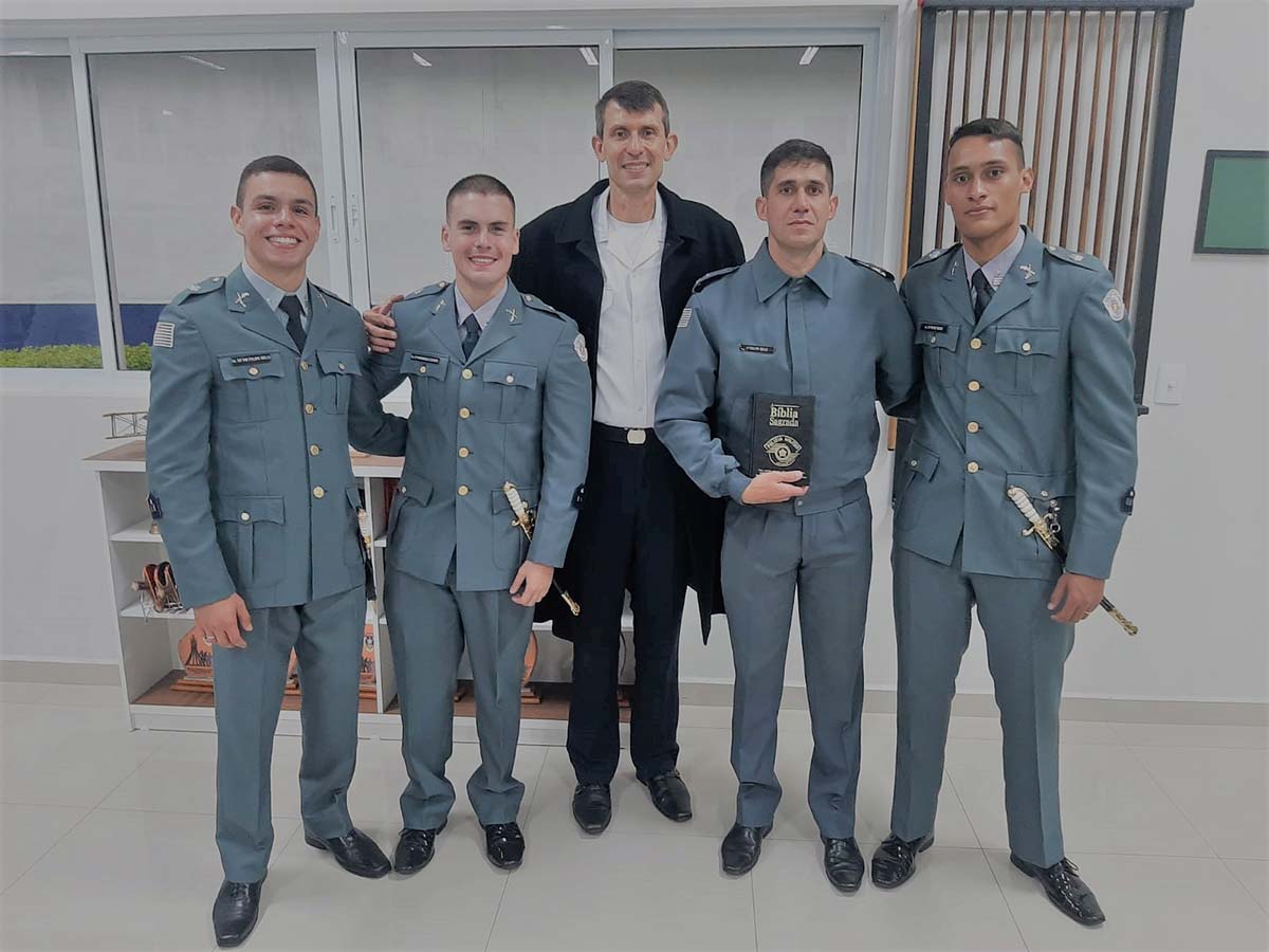 Programa de Apoio aos Jovens Policiais e Bombeiros Militares